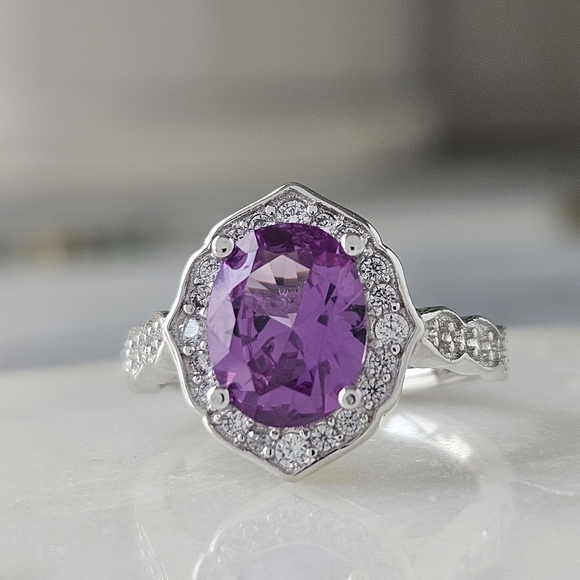 Purple Amethyst Gemstone ring, 925 Sterling Silver Charmed Aroma - Picture 5 of 9